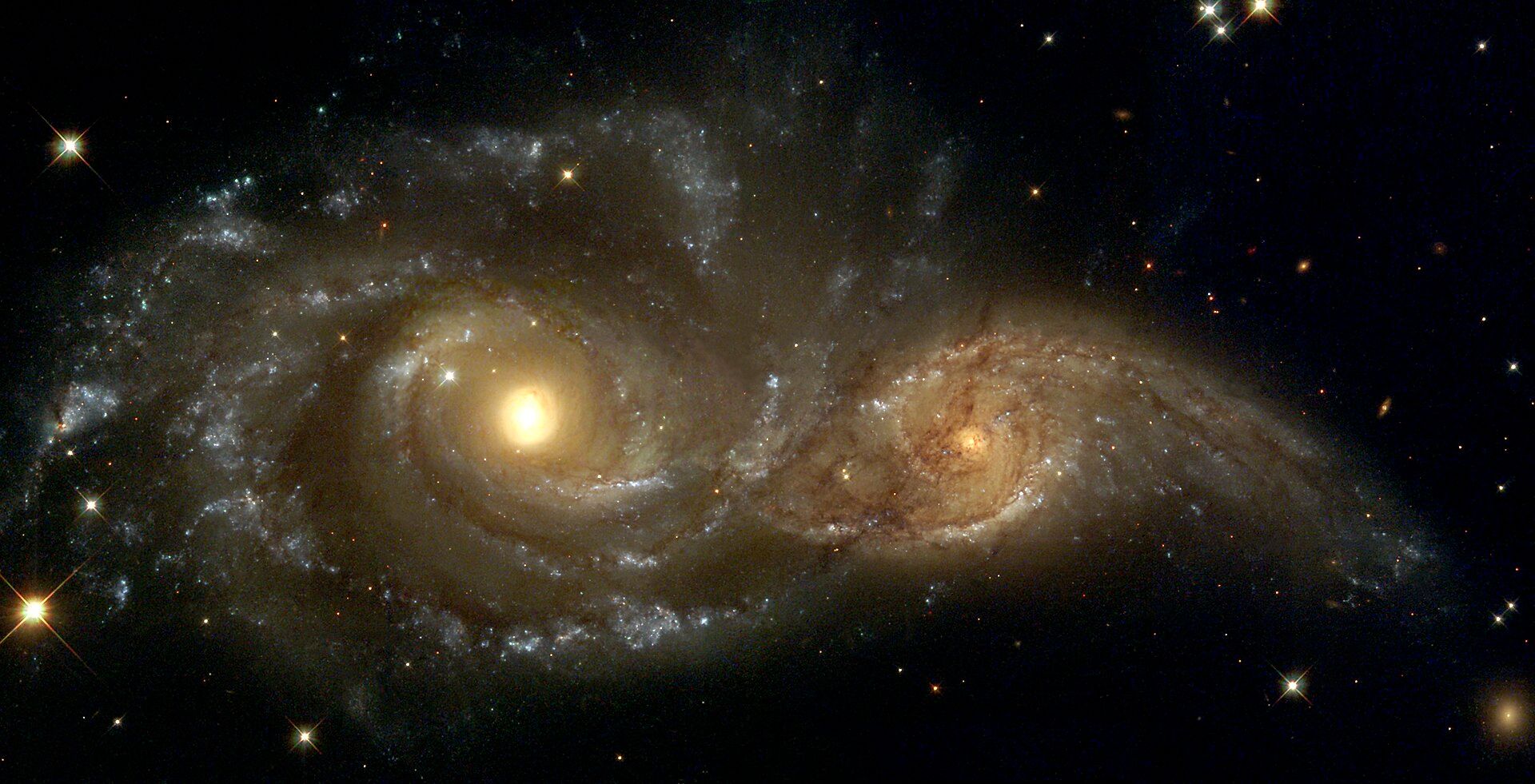 Hubble Space Telescope image of two colliding galaxies